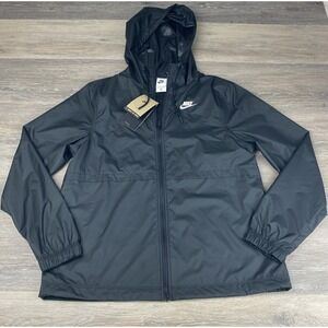 Nike Sportswear Women's Black Essential Repel Woven Jacket (DM6179-010) Size XS